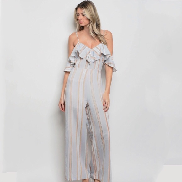 OLD SHOULDER RUFFLE JUMPSUIT - Picture 3 of 5